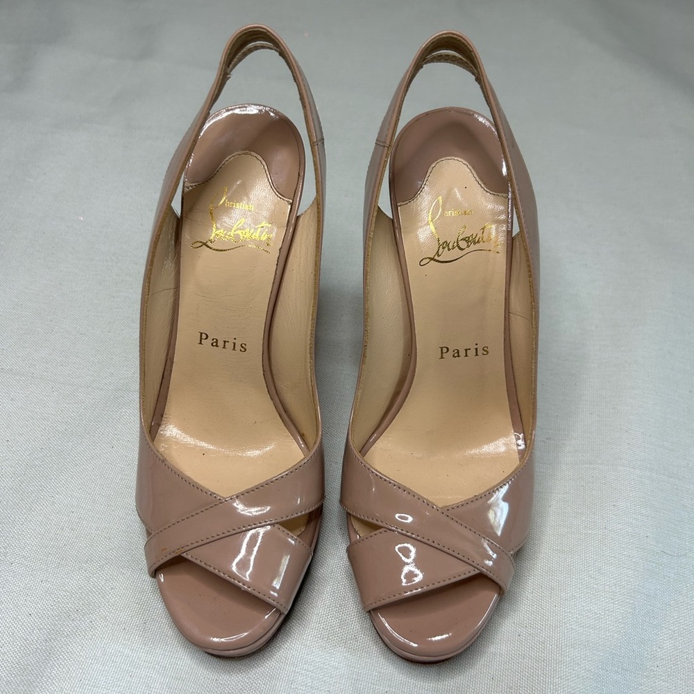 Louboutin nude chunky heels